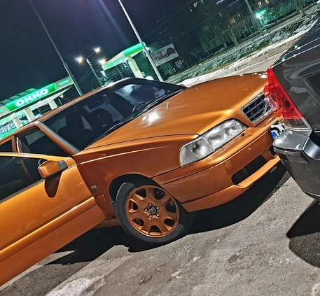 Volvo S70 cena 13300 przebieg: 325000, rok produkcji 1998 z Poznań małe 137